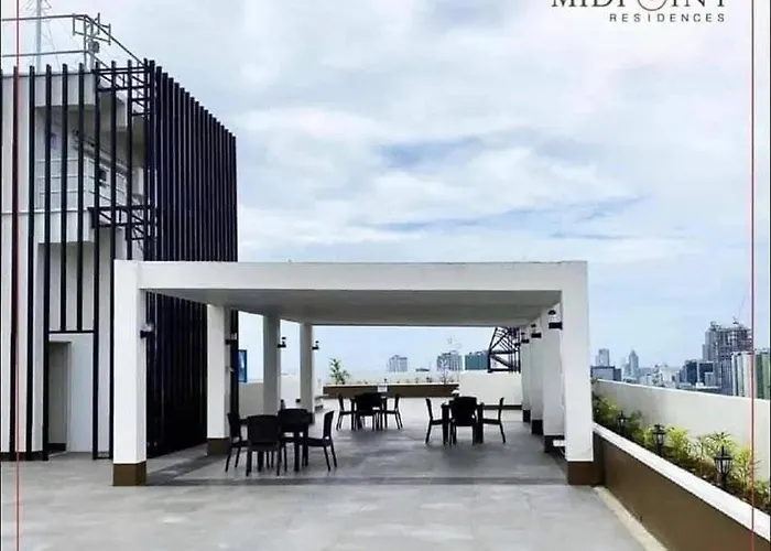 1 Bedroom For Rent,in Ph Apartment